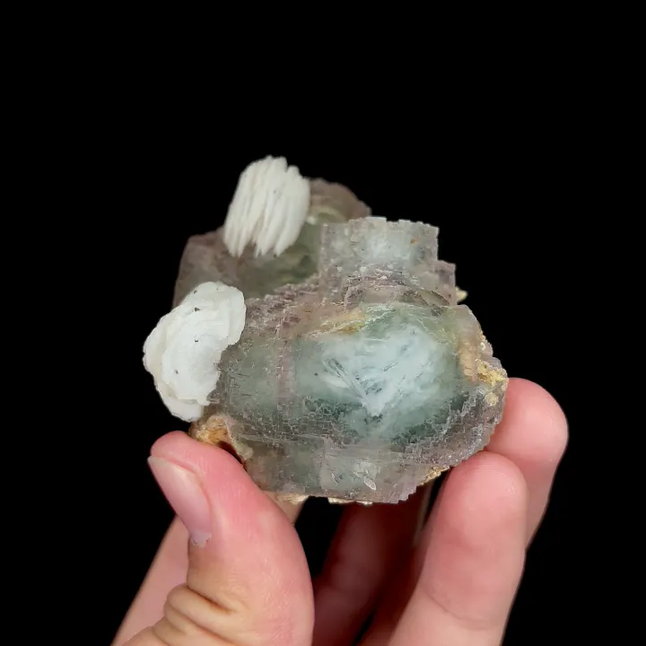 Natural Green Fluorite and Calcite, Mineral Specimen:Xianghualing,Hunan (45*75*30MM) - image 3
