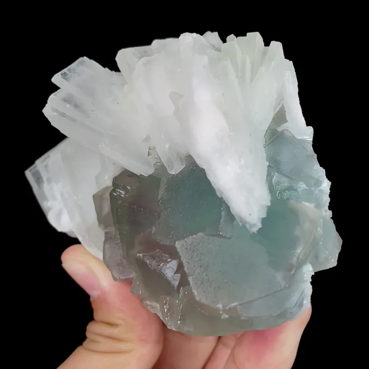 Natural Green Fluorite and Calcite, Mineral Specimen:Xianghualing,Hunan (90*65*55MM) - image 3
