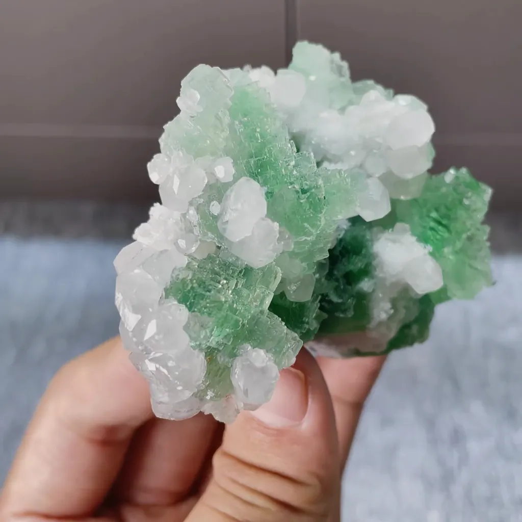 Natural Green Fluorite and Calcite Symbiosis comes from Fujian, 95*55*45MM - image 3