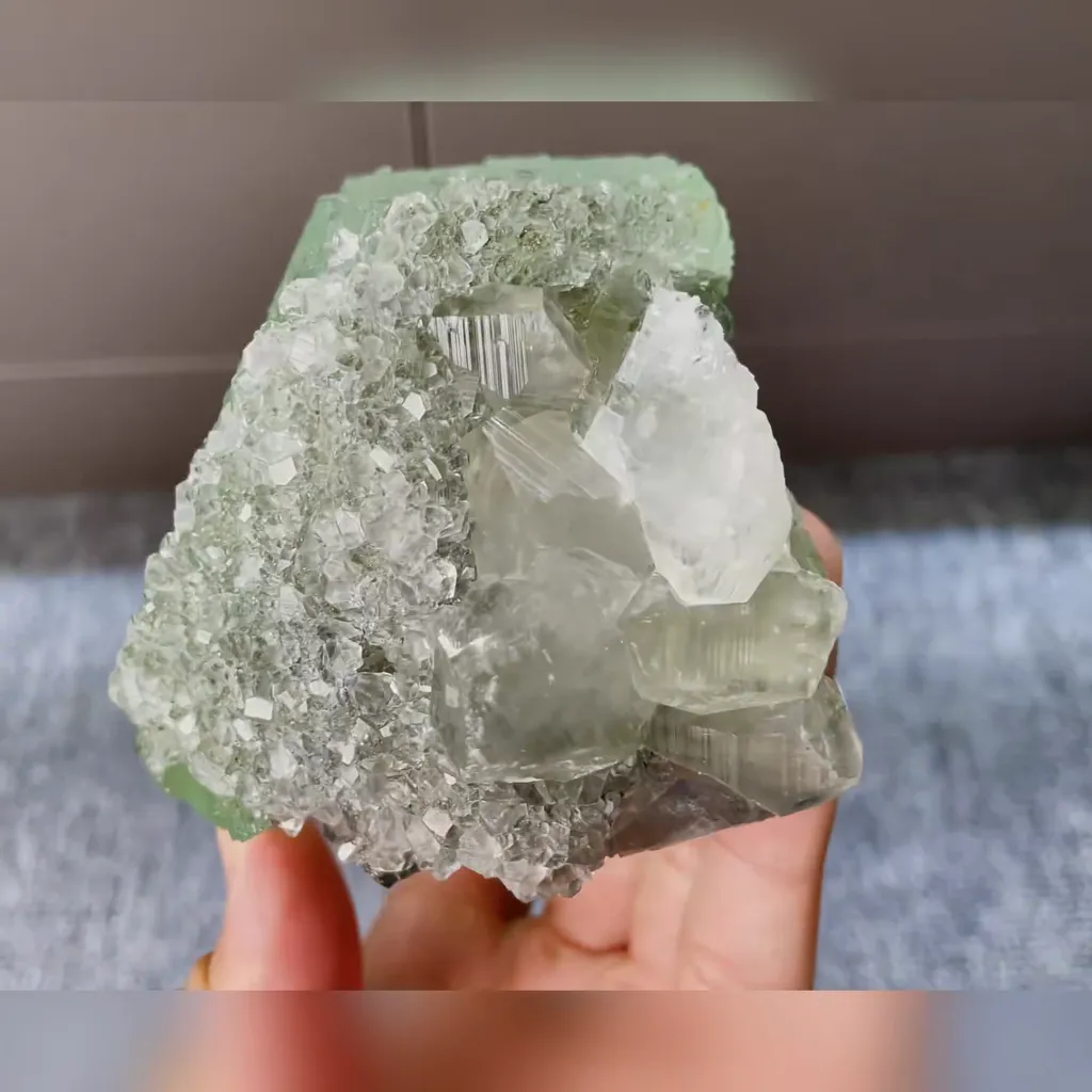 Natural Green Fluorite and Calcite Symbiosis comes  from Fujian,China 115*80*70MM - image 4
