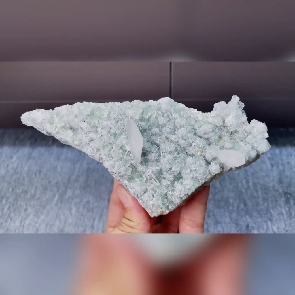 Natural Green Fluorite and Calcite Symbiosis comes from Xianghualing,Hunan 160*75*30MM - image 4