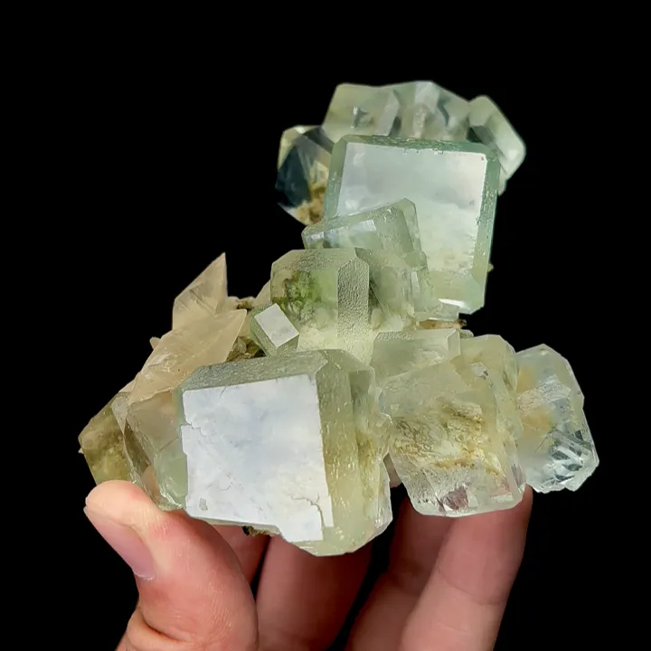 Natural Green Fluorite and Calcite,Ladder Pattern Mineral Specimen:XIANGHUALING (90*115*40mm) - image 2