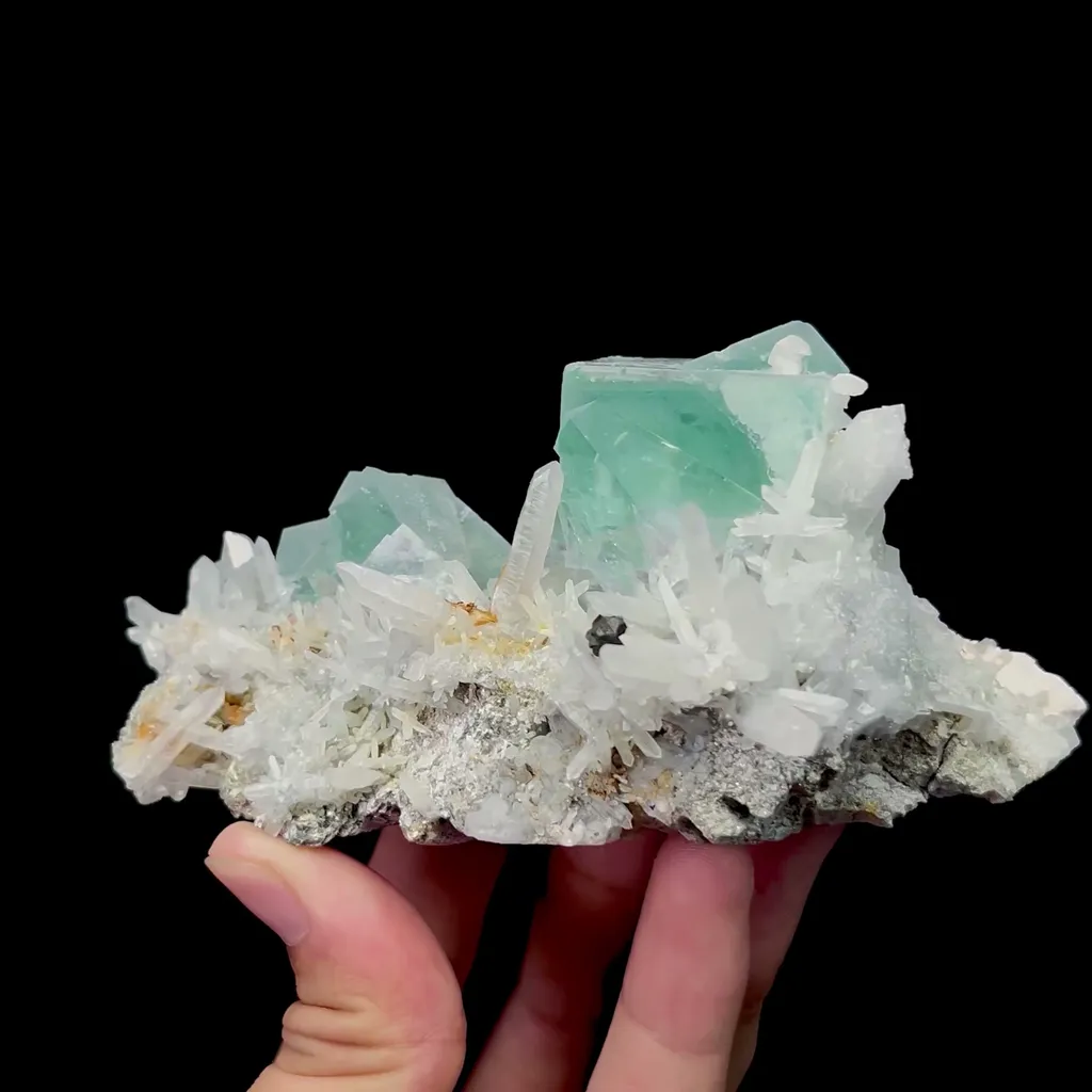 Natural Green Fluorite and Crystal Mineral Specimen,High Quality Specimen,YAO GANG XIAN,HUNAN,CHINA(130*60*56mm) image