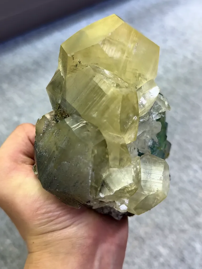 Natural Green Fluorite and Mercedes-Benz Calcite Coexist comes from Fujian,China 150*100*85MM - image 4