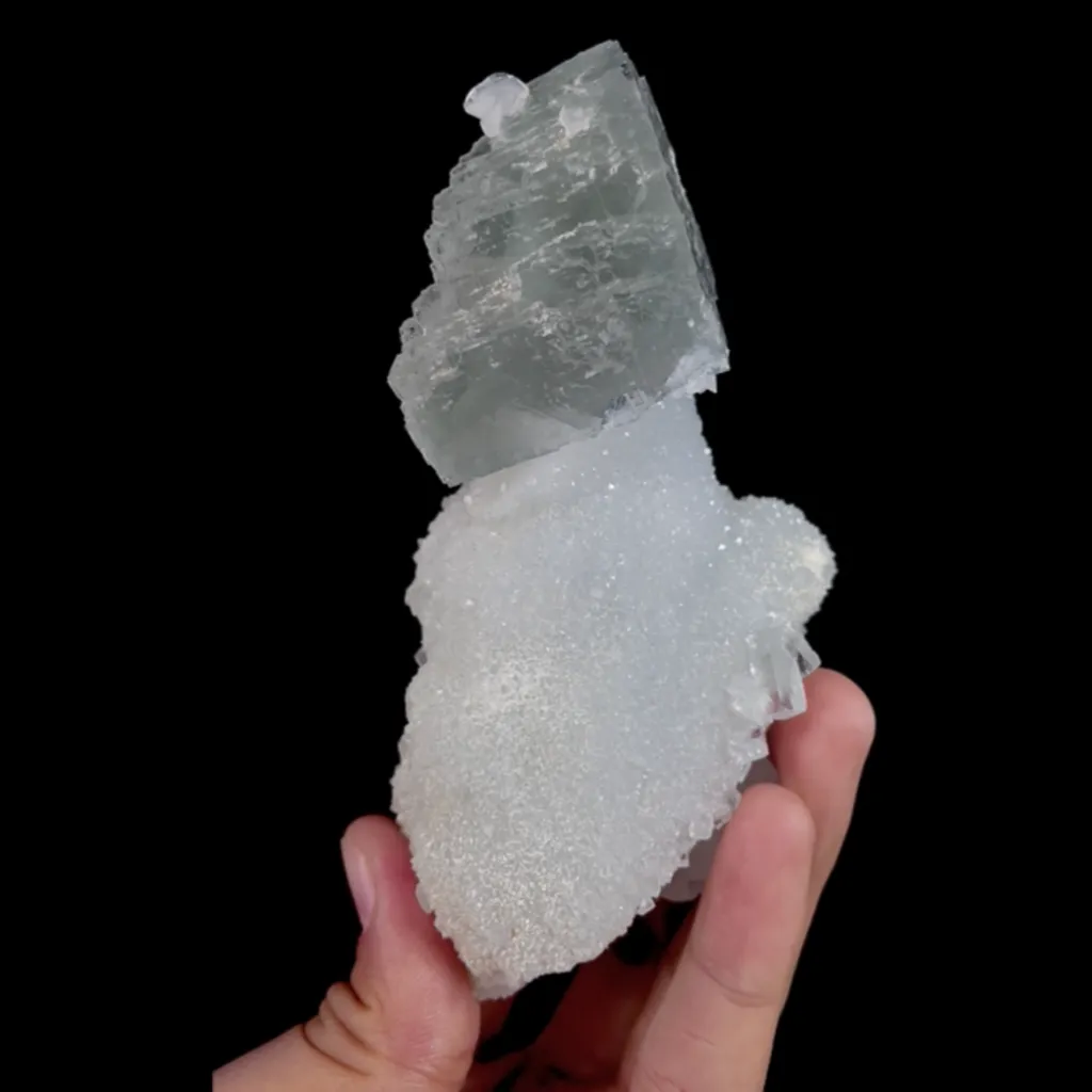 Natural Green Fluorite and Quartz, Mineral Specimen:Xianghualing,Hunan (60*125*40MM) - image 4