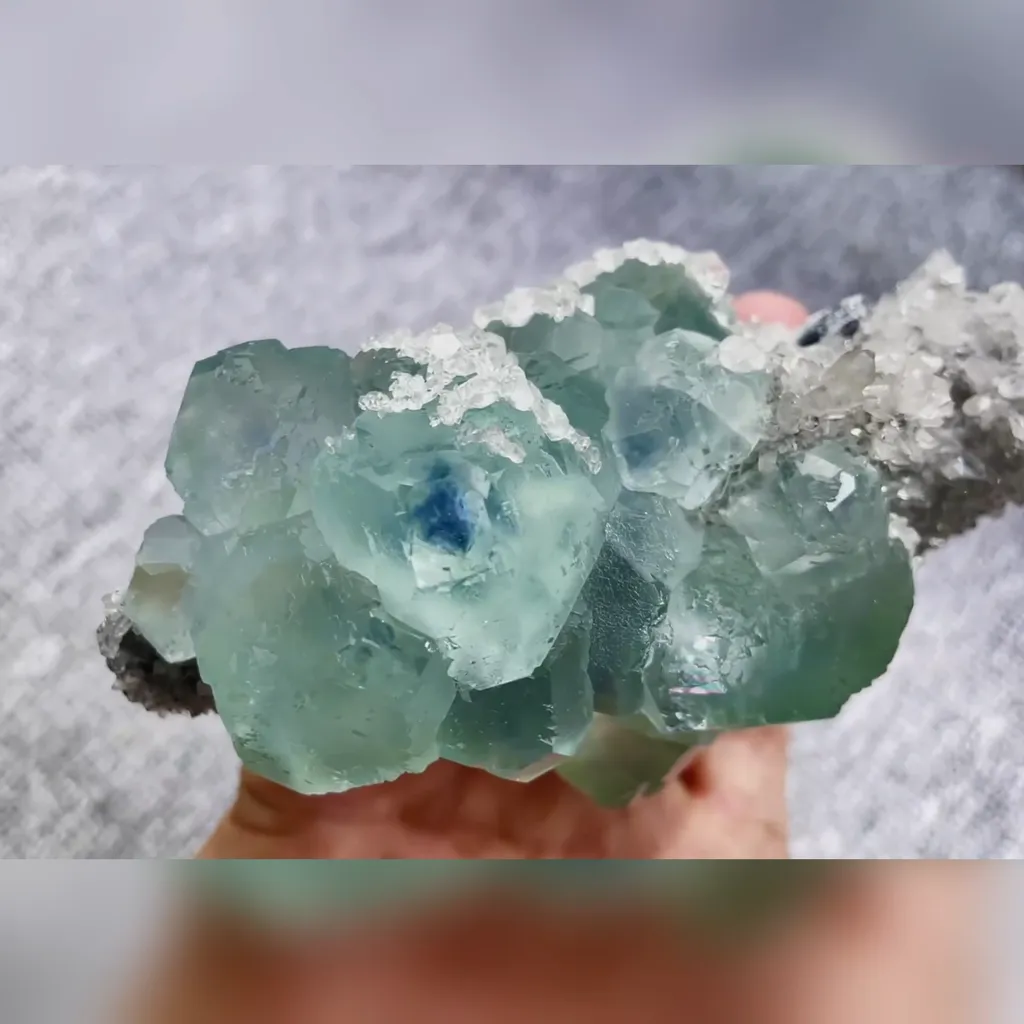 Natural Green Fluorite and Quartz Symbiosis comes from Fujian,China 105*90*50MM - image 4