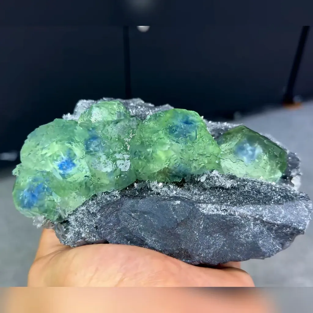 Natural Green Fluorite and Quartz Symbiosis comes from Fujian,China 130*90*60MM - image 2