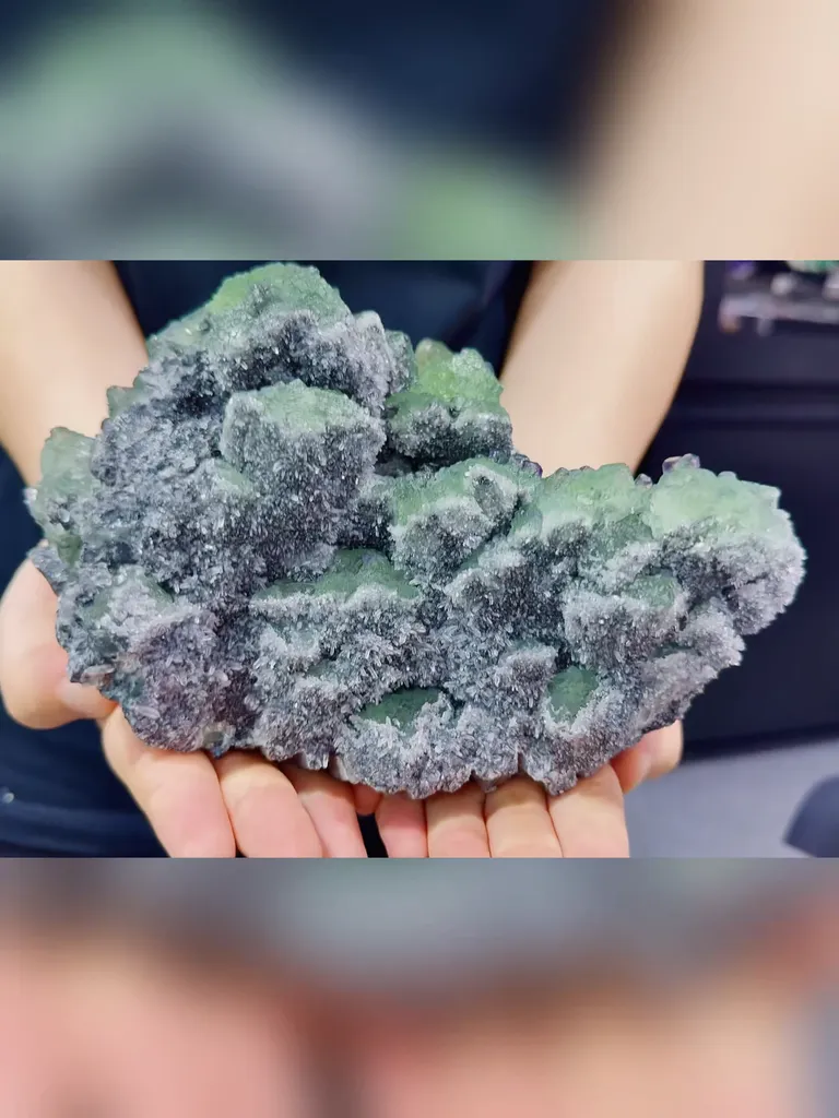 Natural Green Fluorite and Quartz Symbiosis comes from Fujian,China 210*140*110MM - image 2