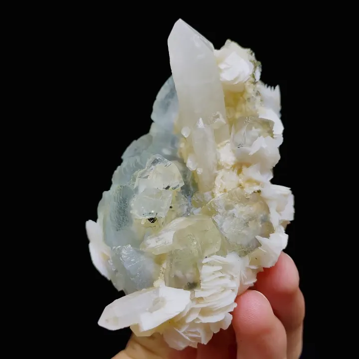 Natural Green Fluorite and Quartz Symbiosis comes from Yaogangxian,Hunan 55*85*55MM image