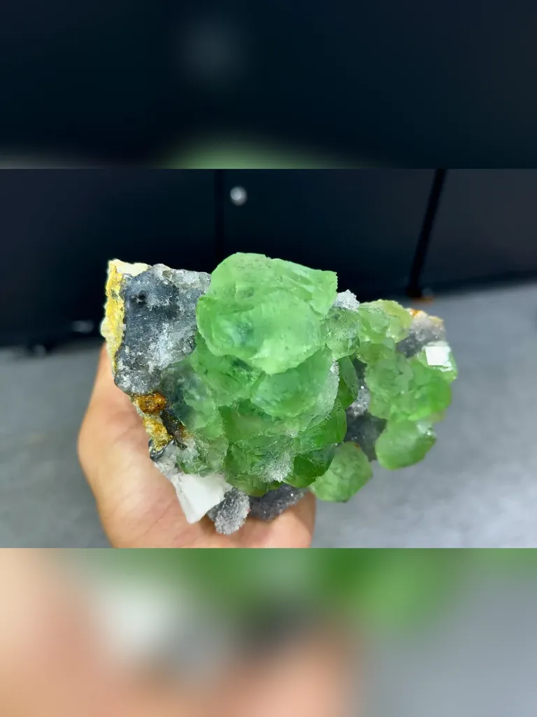 Natural Green Fluorite comes from Fujian,China 140*95*70MM - image 3