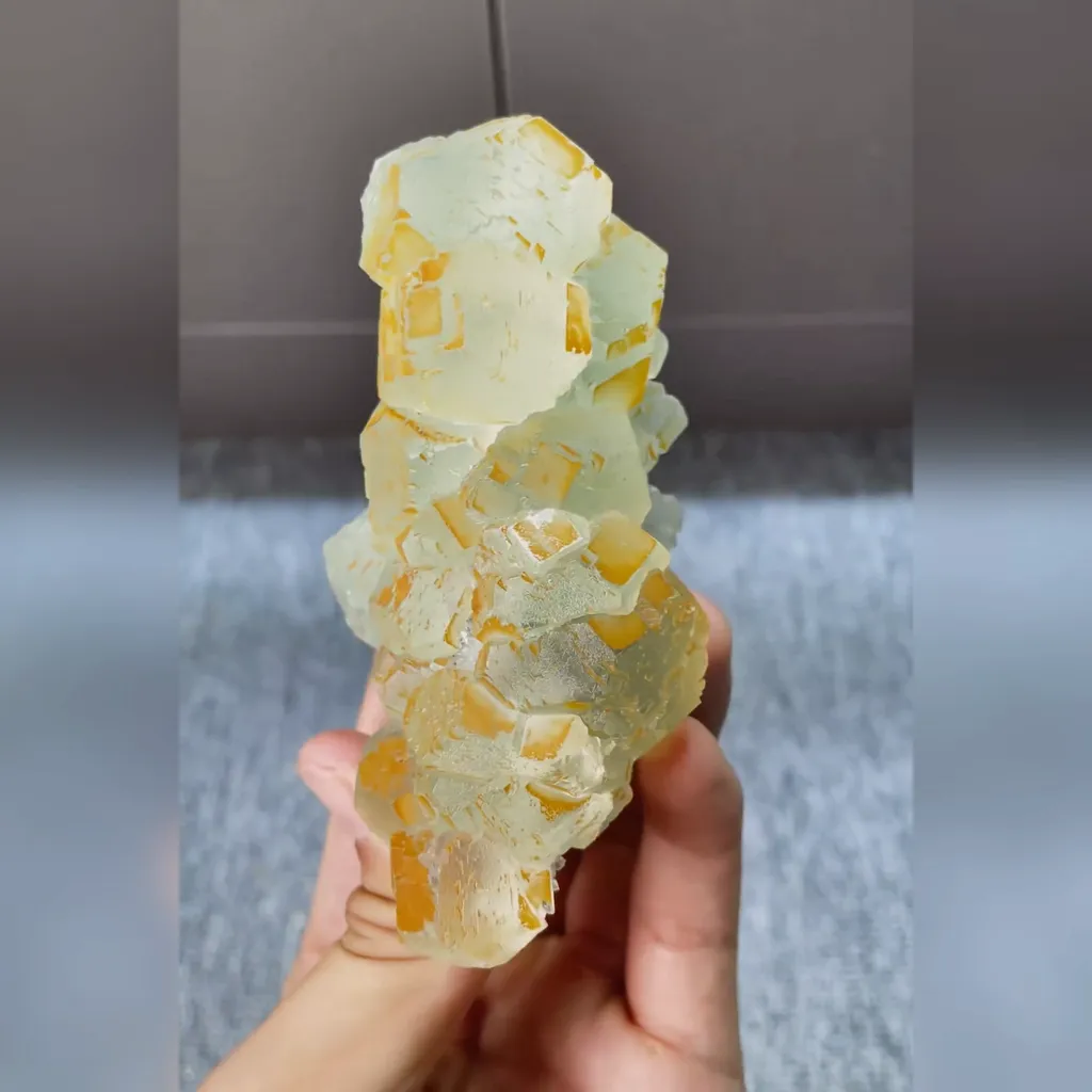 Natural Green Fluorite comes from Fujian,China 55*105*40MM - image 3