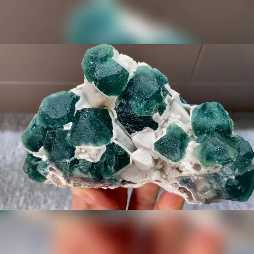 Natural Green Fluorite comes from Inner Mongolia,China 130*85*55MM - image 3