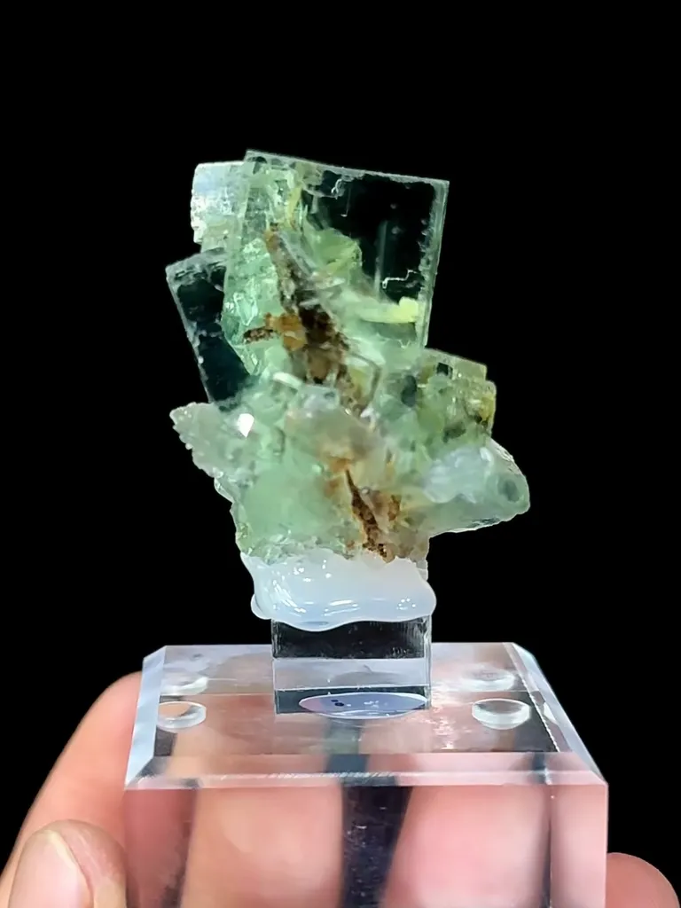 Natural Green Fluorite comes from Xianghualing, Hunan 30*25*40 MM - image 4