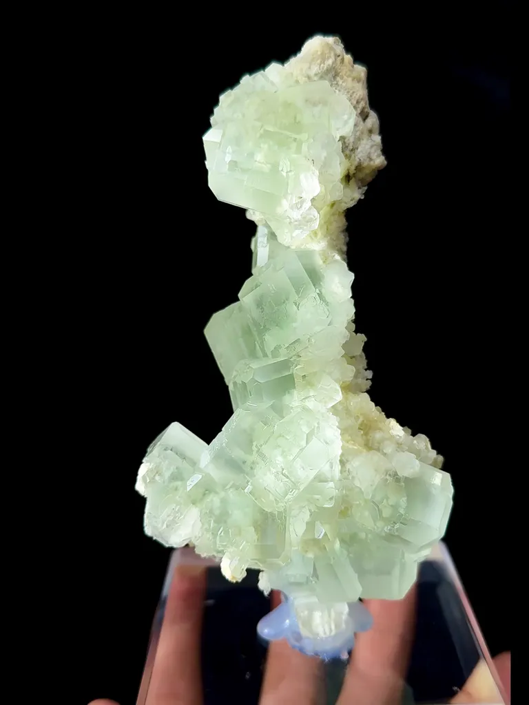 Natural Green Fluorite comes from Xianghualing, Hunan 70*45*120 MM - image 7