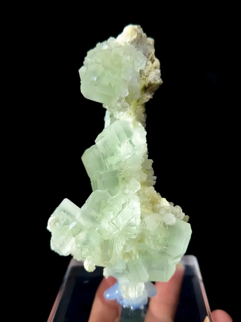 Natural Green Fluorite comes from Xianghualing, Hunan 70*45*120 MM - image 3