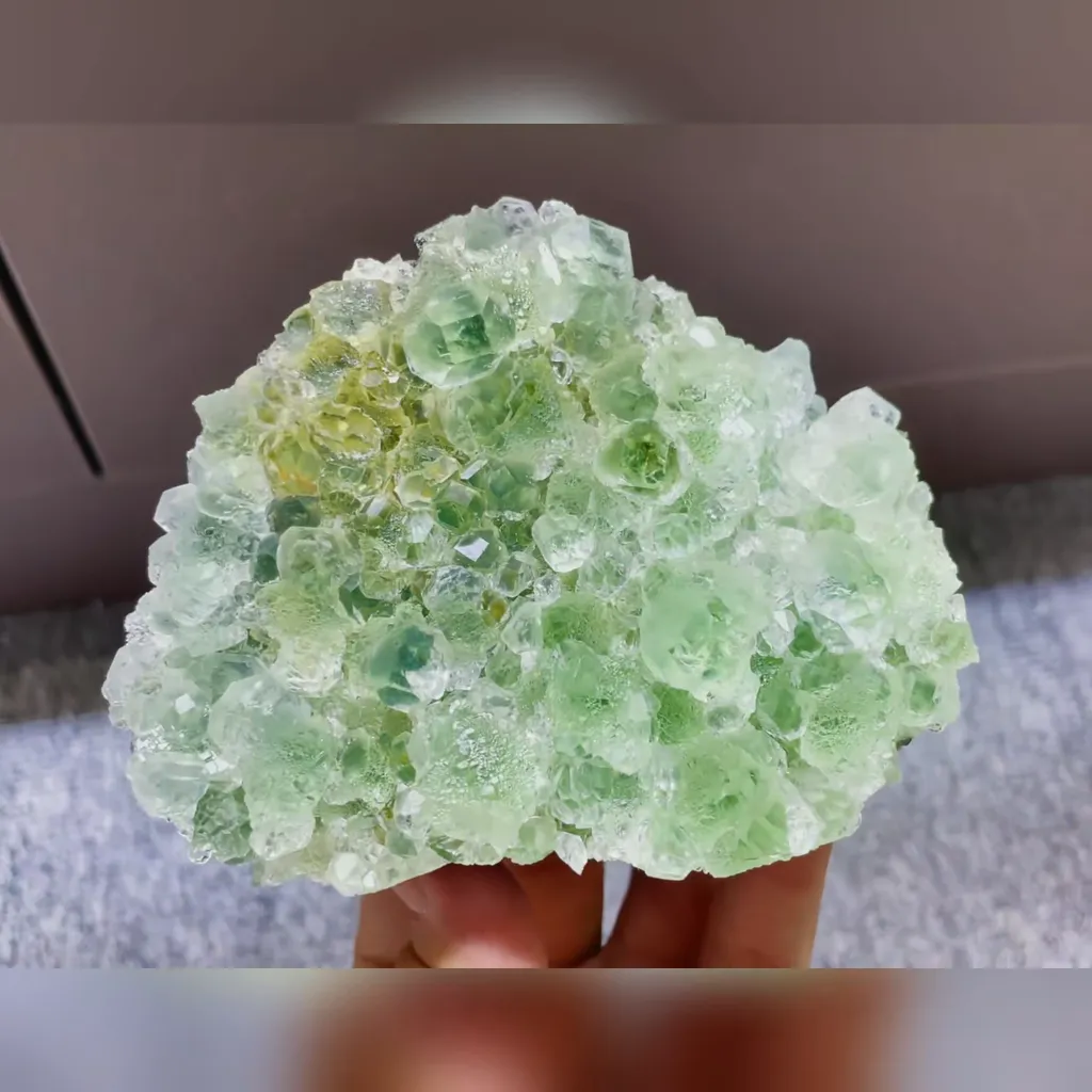 Natural Green Fluorite comes from Xianghualing,Hunan 145*90*40MM - image 3