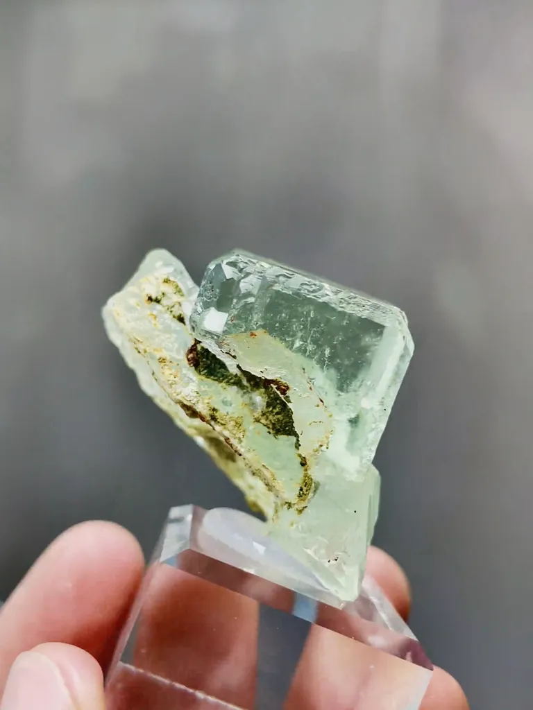 Natural Green Fluorite comes from Xianghualing,Hunan 30*30*25MM - image 4