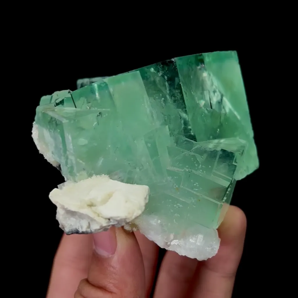 Natural Green Fluorite Ladder Pattern Mineral Specimen,Crystal Clear Green Fluorite:ZheJiang(85*80*65mm) image