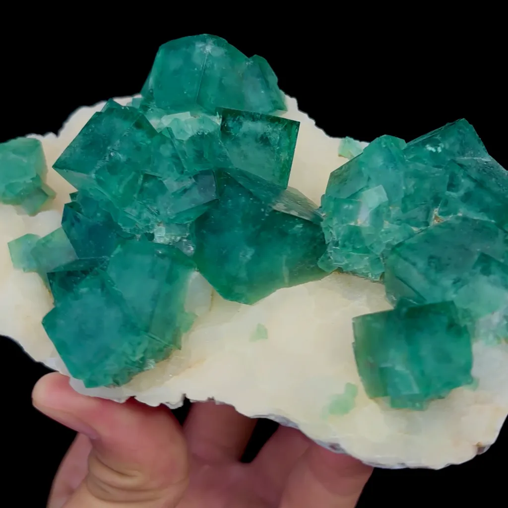 Natural Green Fluorite Mineral Specimen,High Quality Specimen,MADAGASCAR(132*89*49mm) - image 3