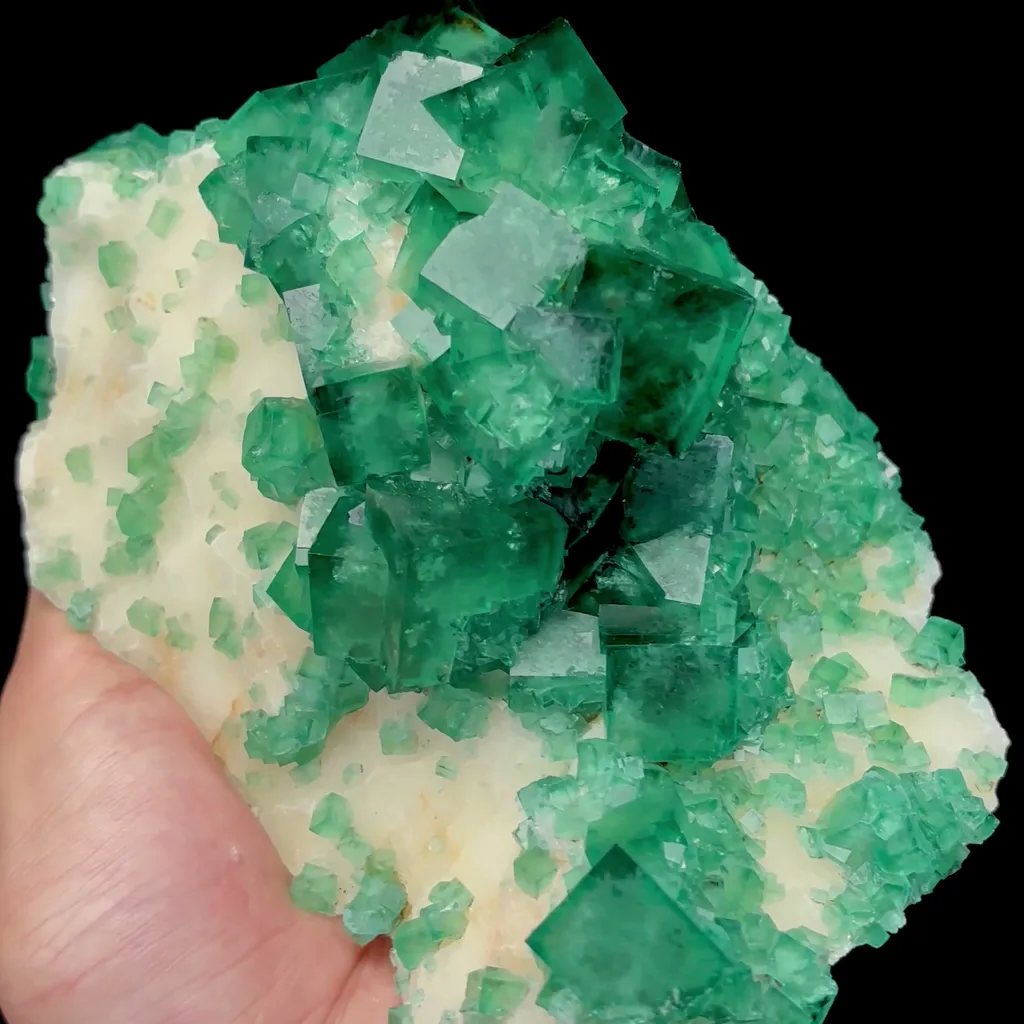 Natural Green Fluorite Mineral Specimen,High Quality Specimen,MADAGASCAR(170*130*80mm) - image 3