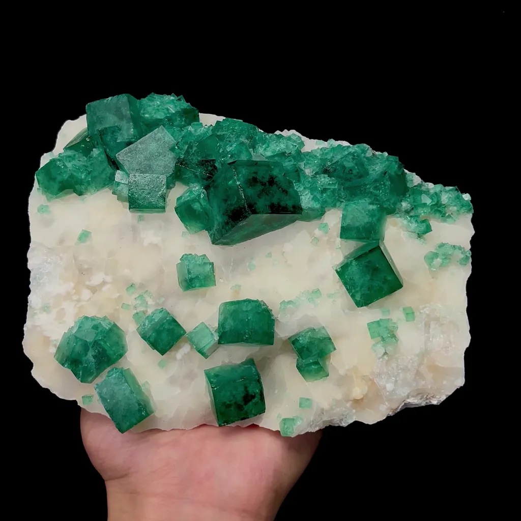Natural Green Fluorite Mineral Specimen,High Quality Specimen,MADAGASCAR(180*120*50mm) - image 4