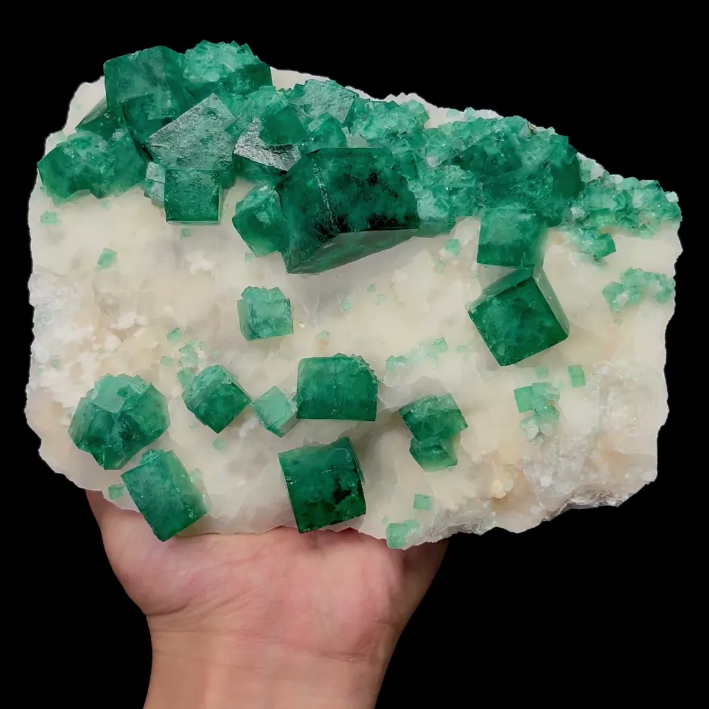 Natural Green Fluorite Mineral Specimen,High Quality Specimen,MADAGASCAR(180*120*50mm) image