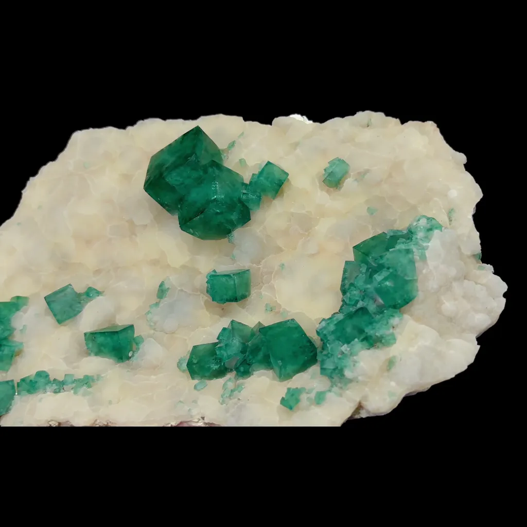 Natural Green Fluorite Mineral Specimen,High Quality Specimen,MADAGASCAR(230*140*65mm) - image 2