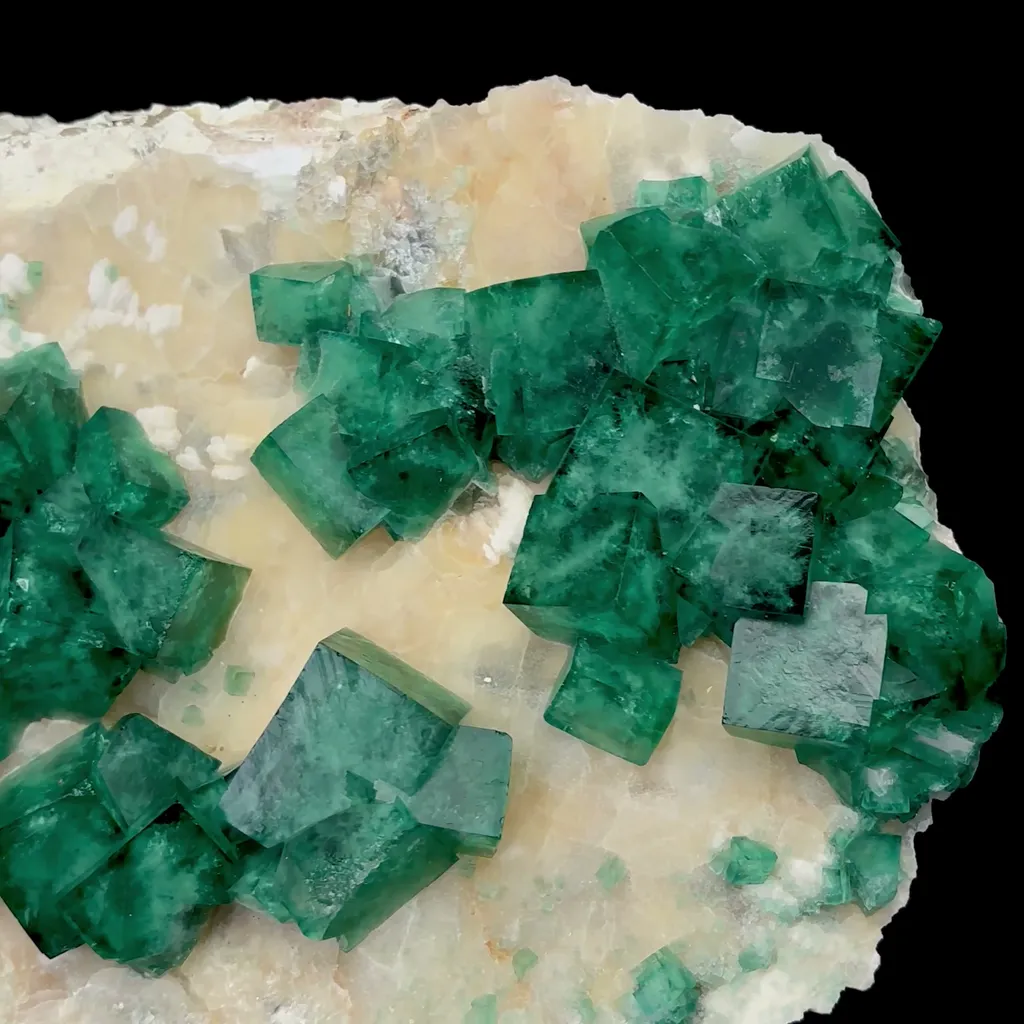 Natural Green Fluorite Mineral Specimen,High Quality Specimen,MADAGASCAR(250*140*60mm) - image 3