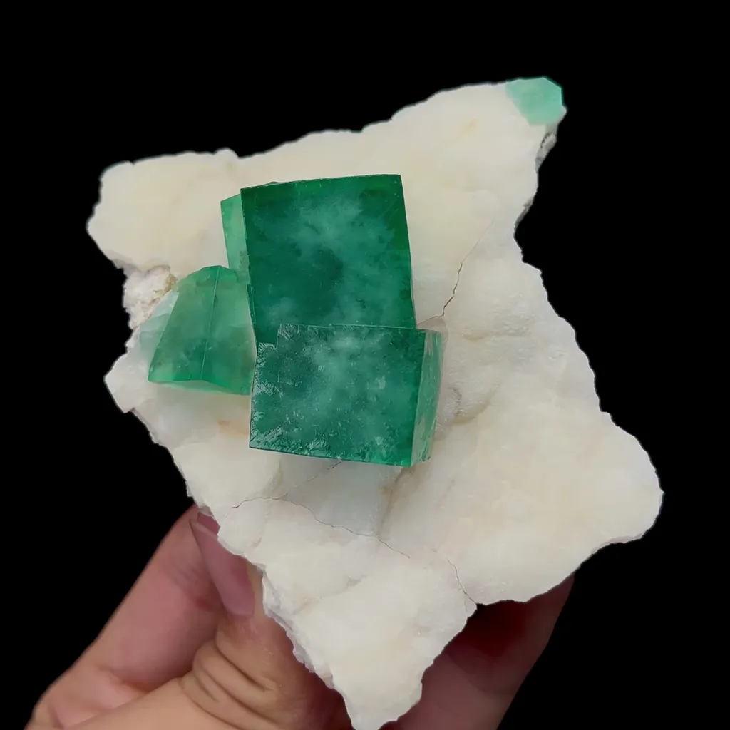 Natural Green Fluorite Mineral Specimen,High Quality Specimen,MADAGASCAR(94*78*47mm) image