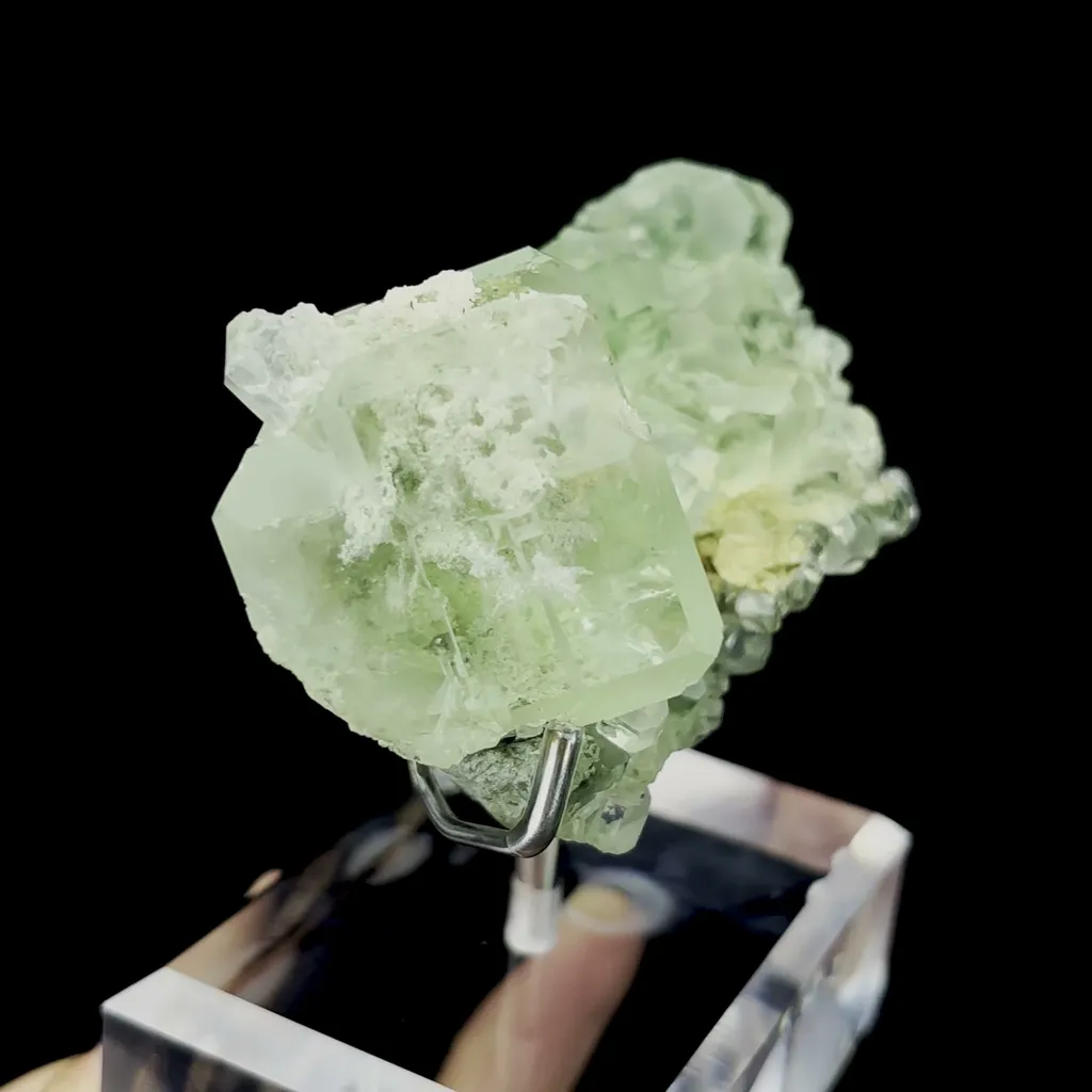 Natural Green Fluorite Mineral Specimen,High Quality Specimen,XIANGHUALING,HUNAN,CHINA(95*51*38mm) - image 3