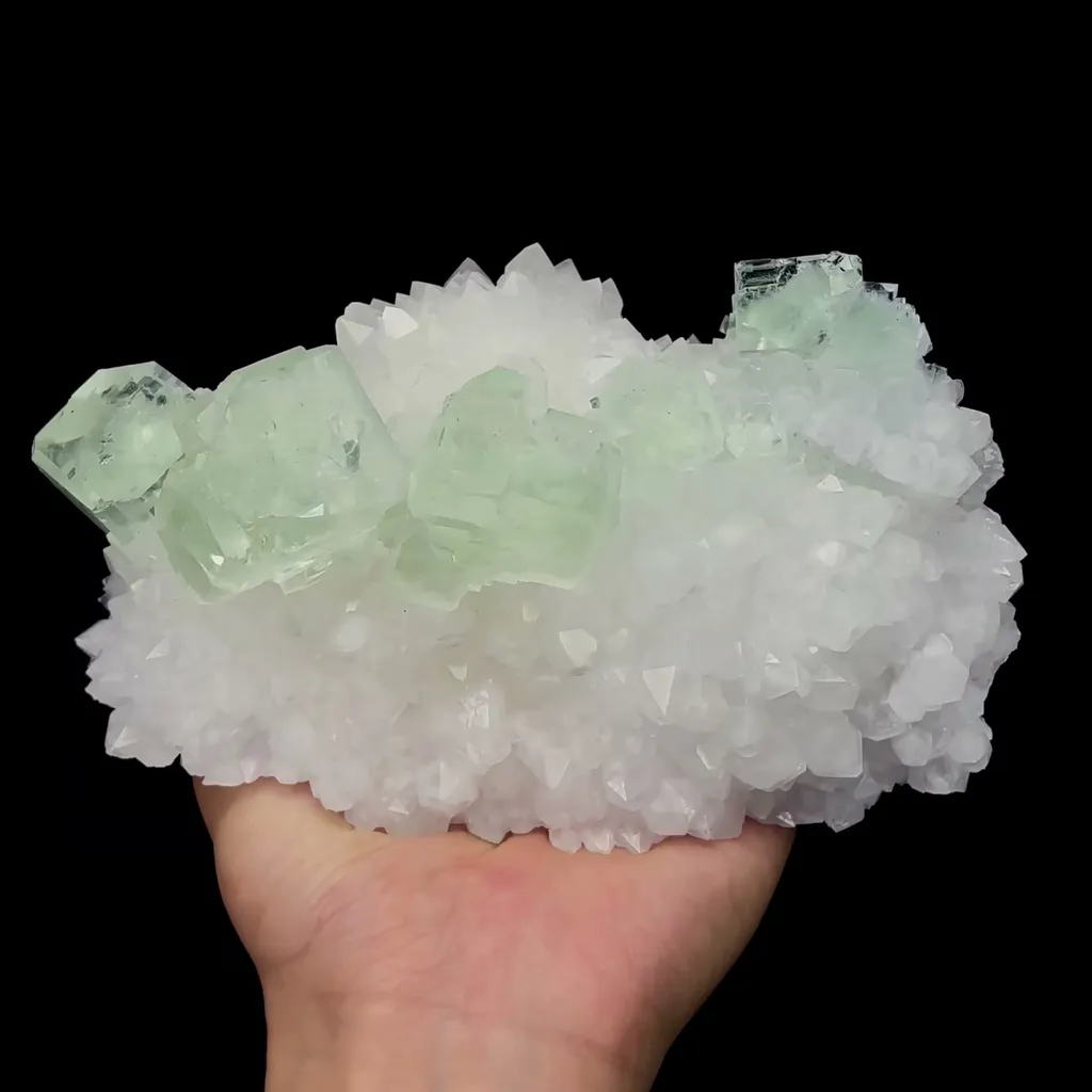 Natural Green Glassy Fluorite and Crystal Mineral Specimen,High Quality Specimen,ZHEJIANG,CHINA(170*112*60mm) image