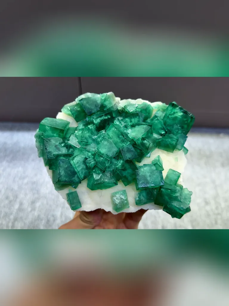 Natural Green Madagascar Luminous Fluorite comes from Madagascar 130*100*50MM - image 6