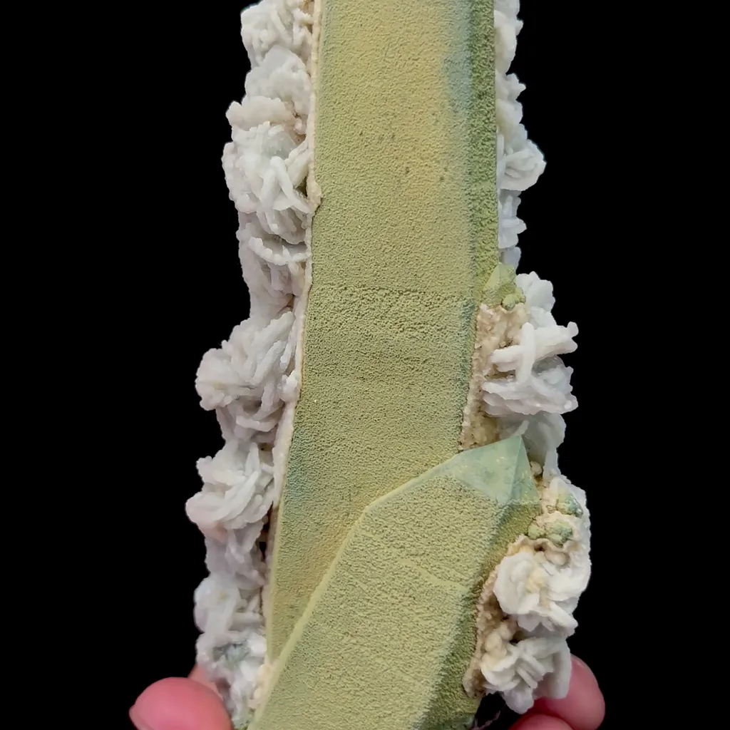 Natural Green Matcha Crystal and Calcite Mineral Specimen,High Quality Specimen,HUANGGANG LIANG,INNER MONGOLIA,CHINA(60*40*130mm) - image 4