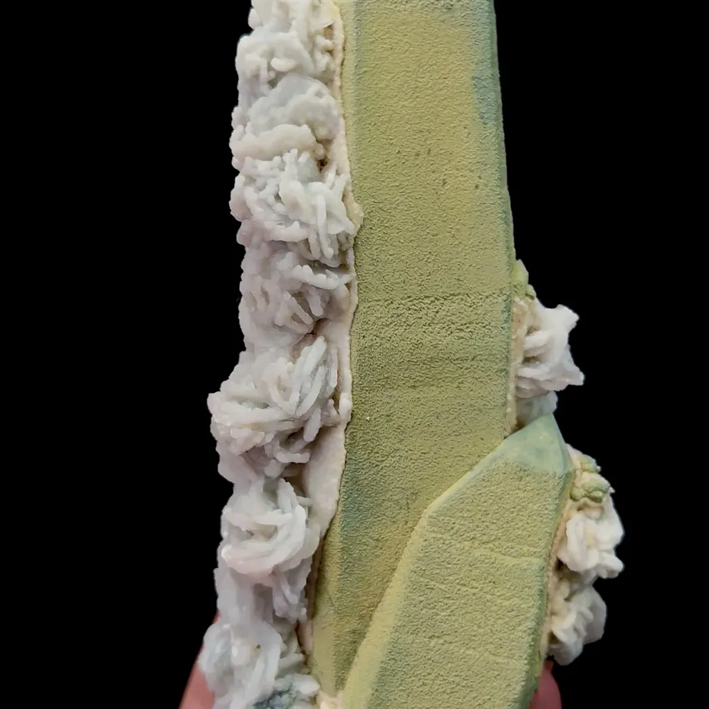 Natural Green Matcha Crystal and Calcite Mineral Specimen,High Quality Specimen,HUANGGANG LIANG,INNER MONGOLIA,CHINA(60*40*130mm) - image 2
