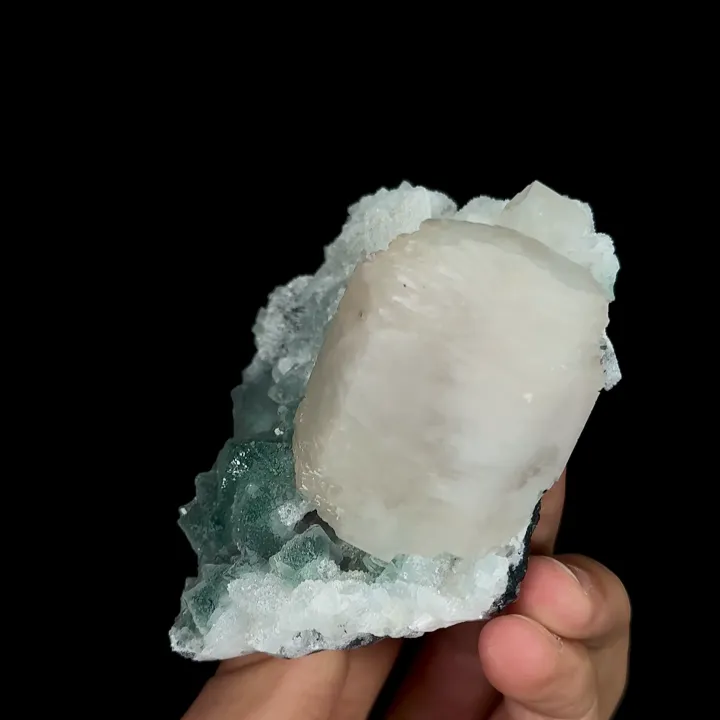 Natural Green Octahedral Fluorite and Calcite, Mineral Specimen:Inner Mongolia,China (75*85*40MM) - image 5
