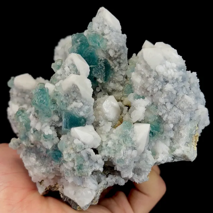 Natural Green Octahedral Fluorite and Quartz, Mineral Specimen: Inner Mongolia,China (140*105*80MM) - image 2
