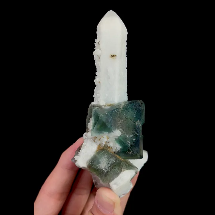 Natural Green Octahedral Fluorite and Quartz, Mineral Specimen: Inner Mongolia,China (60*40*130MM) - image 2