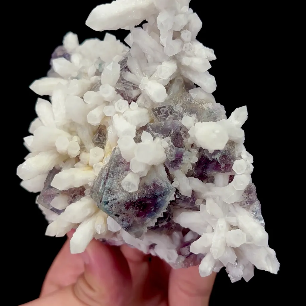 Natural Green Octahedral Fluorite and Quartz Mineral Specimen,High Quality Specimen,INNER MONGOLIA,CHINA(115*100*55mm) - image 2