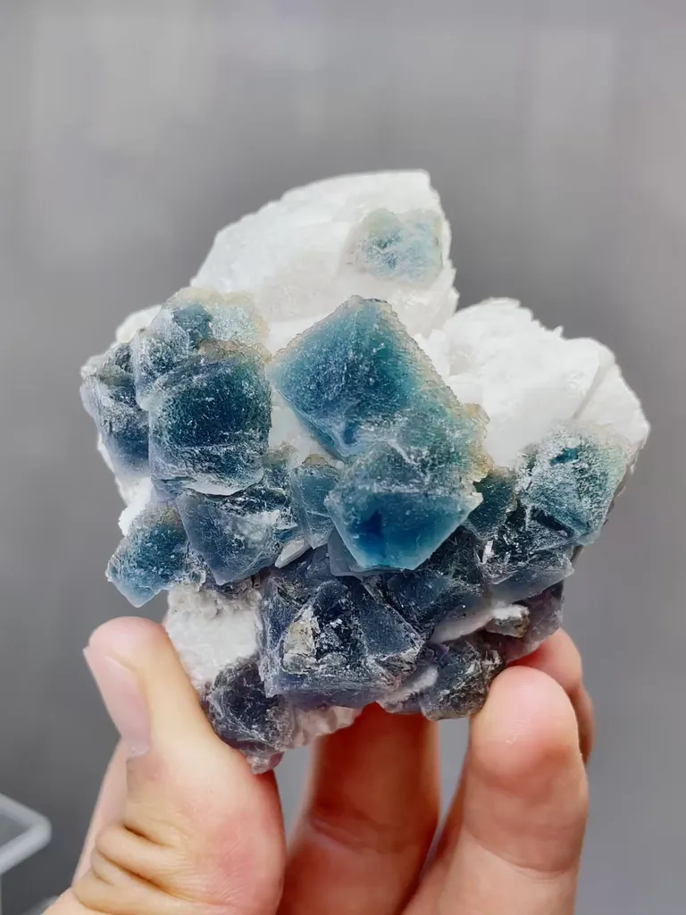 Natural Green Octahedral Fluorite comes from Inner Mongolia,,China 60*35*55MM - image 4