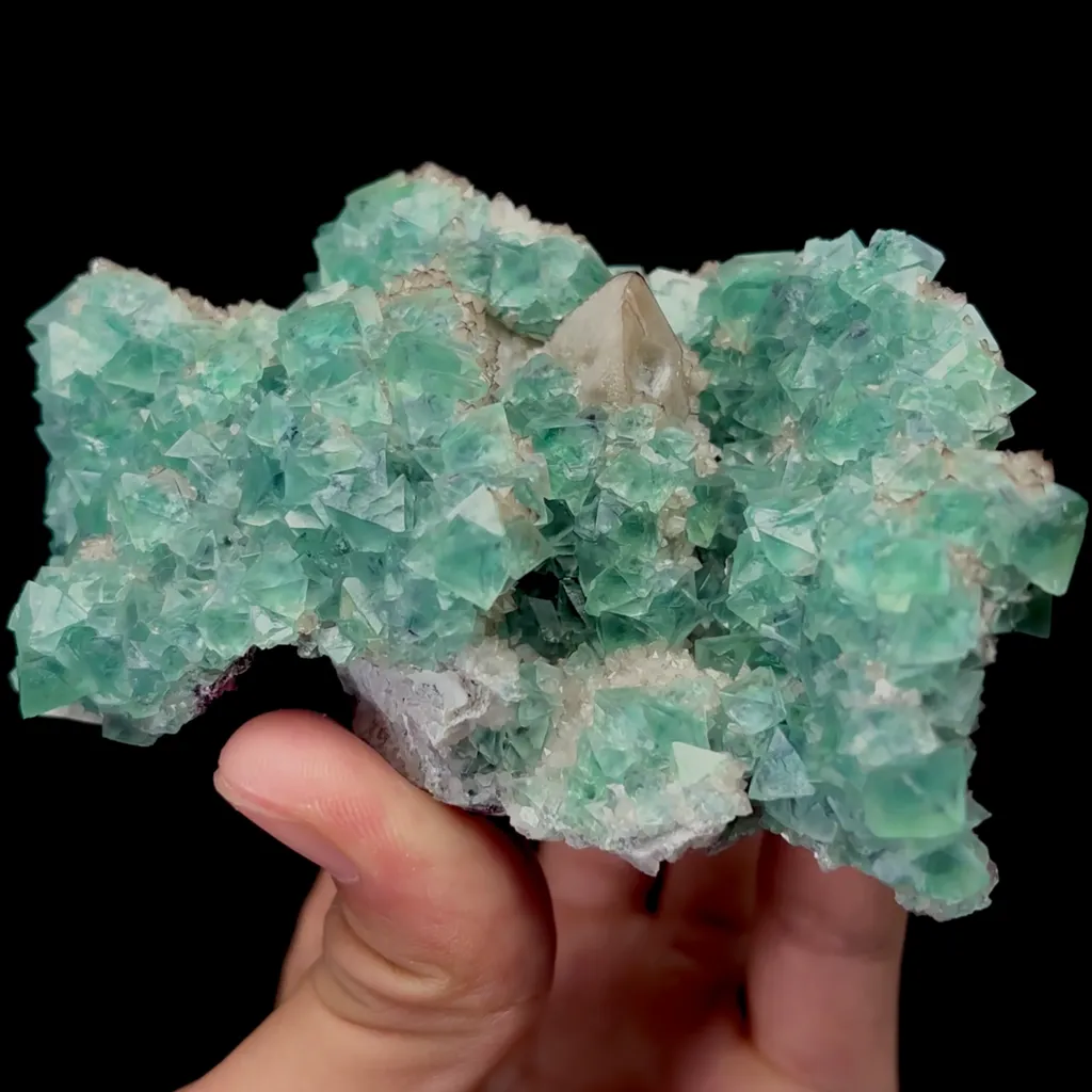 Natural Green Octahedral Fluorite Mineral Specimen,High Quality Specimen,HUANGGANG LIANG,INNER MONGOLIA,CHINA(100*80*35mm) - image 4