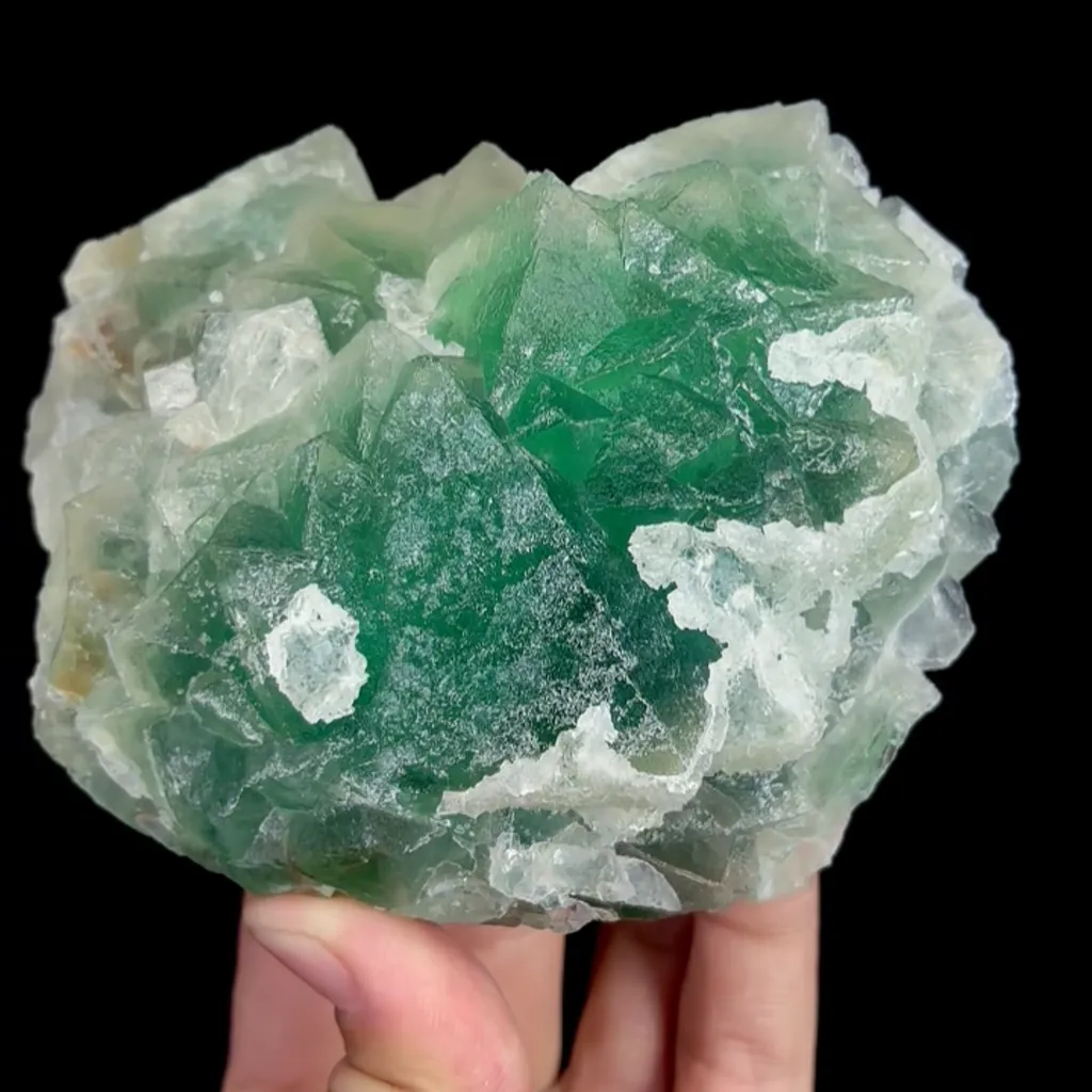 Natural Green Octahedral Fluorite, Mineral Specimen:Zhejiang,China (115*95*40MM) - image 3