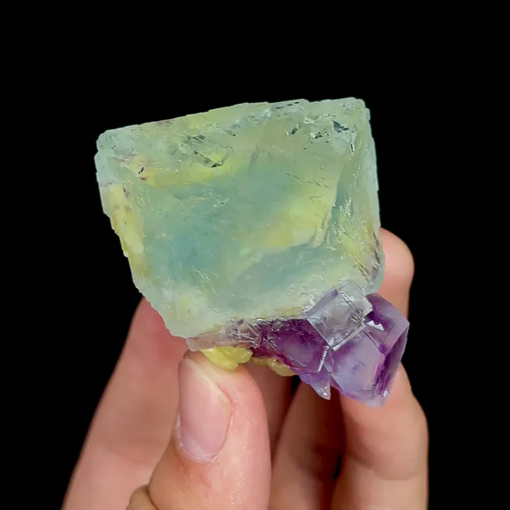 Natural Green Octahedral Fluorite, Mineral Specimen:Zhejiang,China (40*30*55MM) - image 2