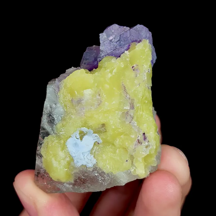 Natural Green Octahedral Fluorite, Mineral Specimen:Zhejiang,China (40*30*55MM) - image 4