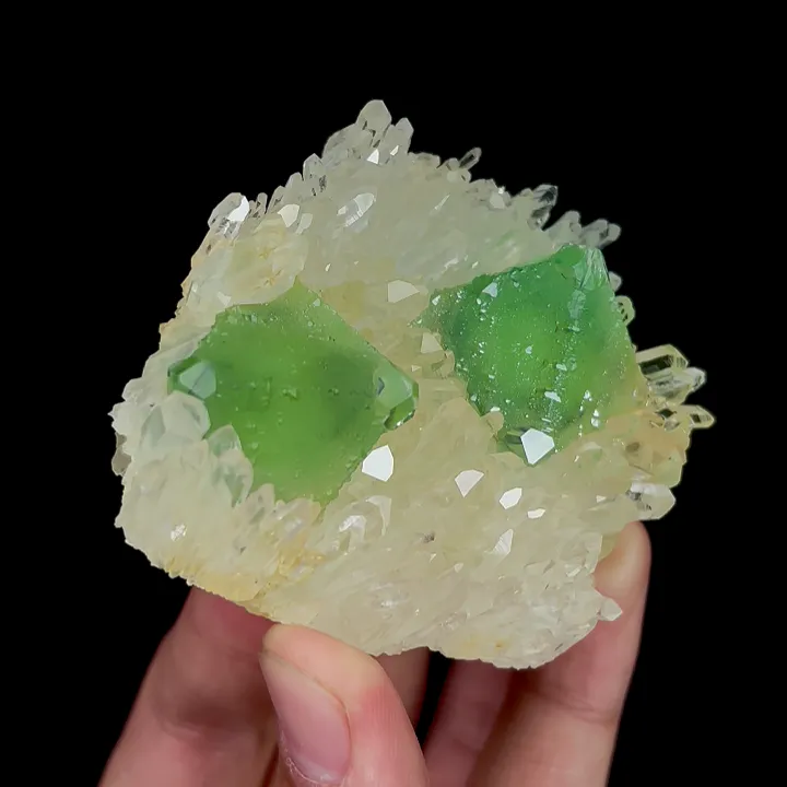 Natural Green Octahedral Fluorite, Mineral Specimen:Zhejiang,China (70*65*25MM) - image 3