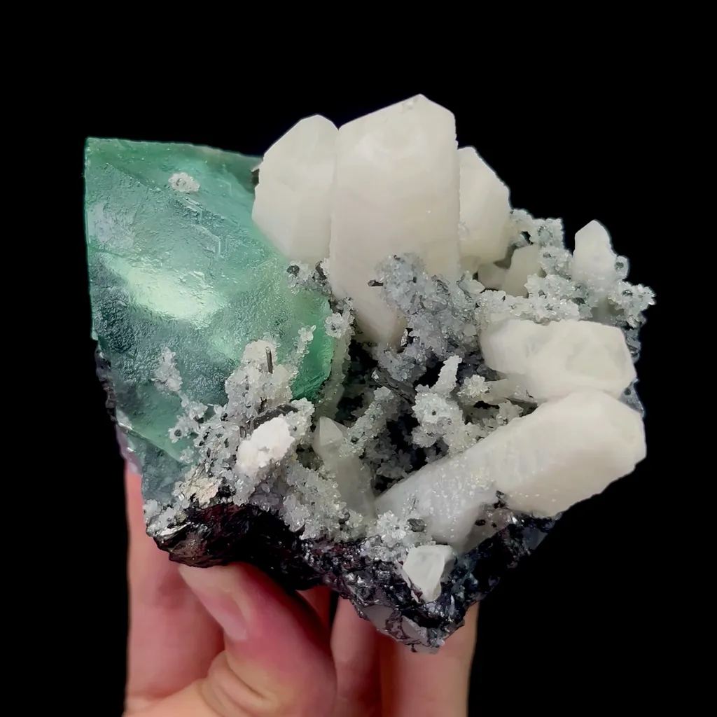 Natural Green Octahedral Fluorite with Crystal Mineral Specimen,High Quality Specimen,HUANGGANG,INNER MONGOLIA,CHINA(103*87*80mm) - image 4