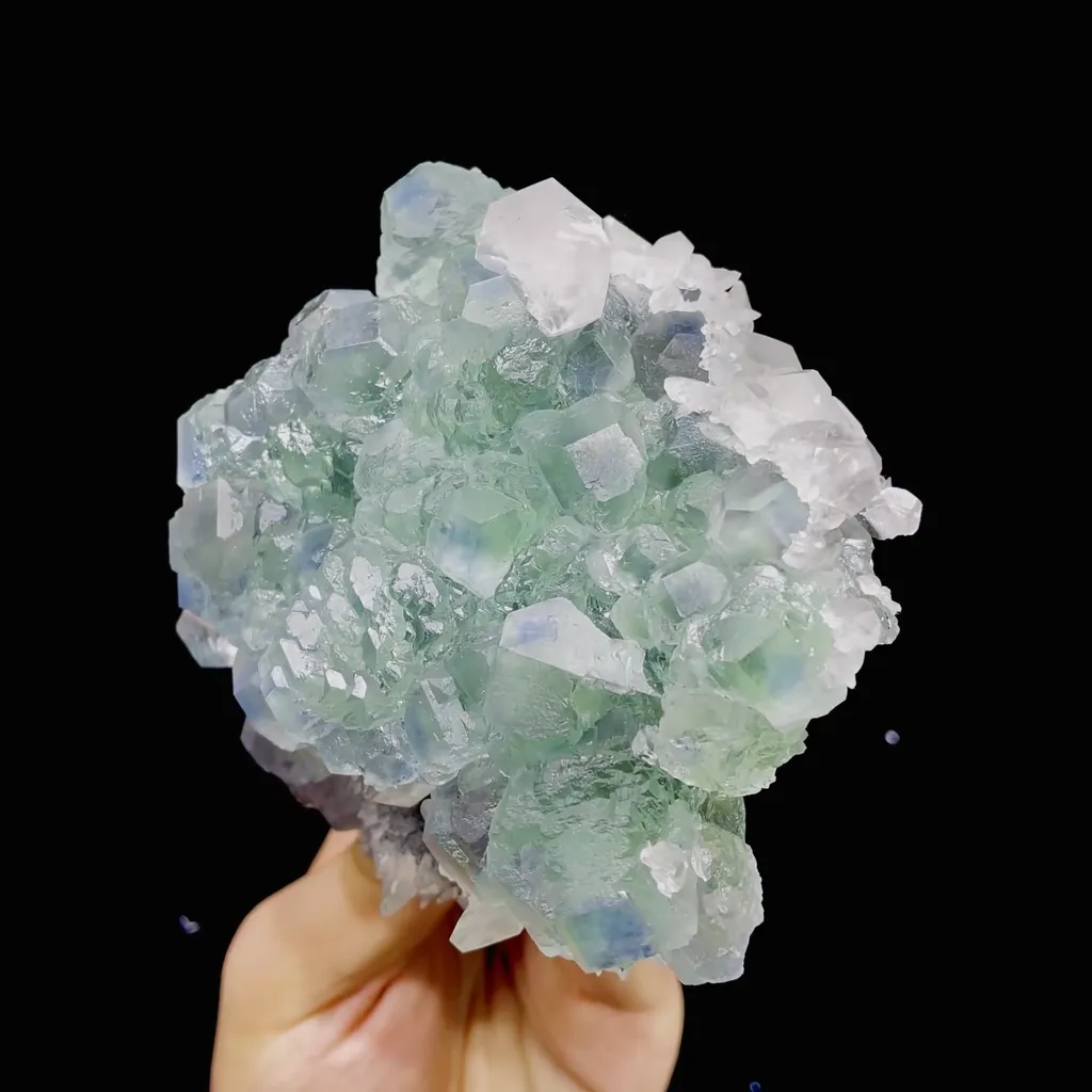 Natural Green Phantom Fluorite and Calcite Symbiosis comes from Fujian,China 115*105*60MM - image 2