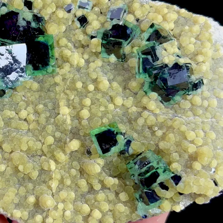 Natural Green Phantom Fluorite and Mica, Mineral Specimen: Inner Mongolia,China (135*85*40MM) - image 3