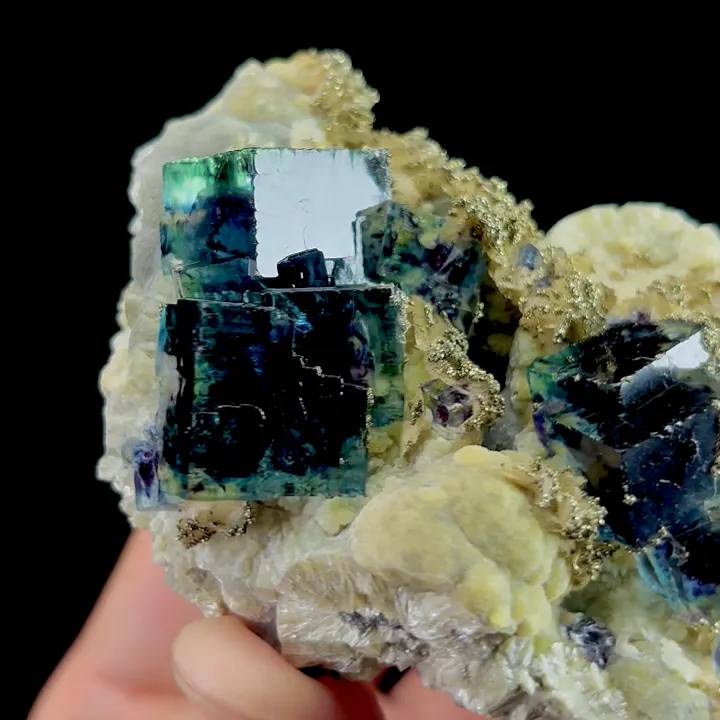 Natural Green Phantom Fluorite and Pyrite,Mica,Mineral Specimen:YINDU NEIMENGGU (90*40*70mm) - image 4