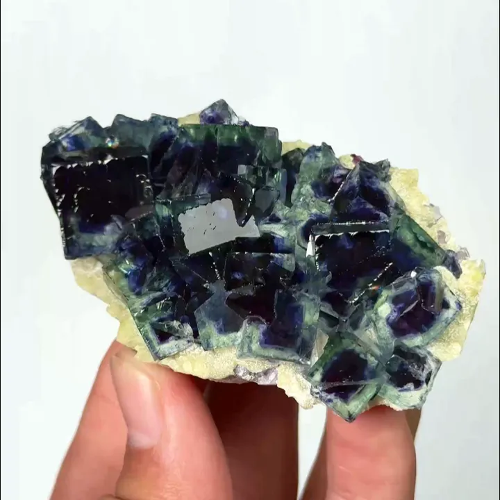 Natural Green Phantom Fluorite, Mineral Specimen:Yindu,Inner Mongolia (70*45*25MM) image