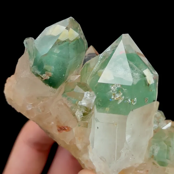 Natural Green Phantom Quartz, Mineral Specimen: Madagascar (105*50*50MM) - image 3